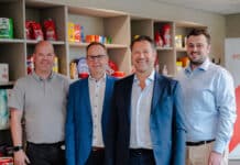 SN Maschinenbau ondersteunt Vetipak met machine voor pouches