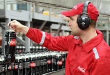 Keten reageert op verminderen gewicht flessen Coca-Cola