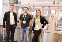 Het Packhuys verpakt groenten en fruit in karton met eigen machine