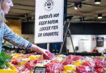 Jumbo trekt plastic jas uit van Nederlandse paprika, komkommer en bosui