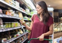 Consumentenbond pleit voor strengere regels vermeldingen op verpakking