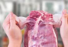 Krimpzak van Sealed Air is moeiteloos te openen zonder mes of schaar