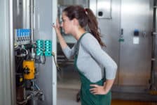 service-engineer-1